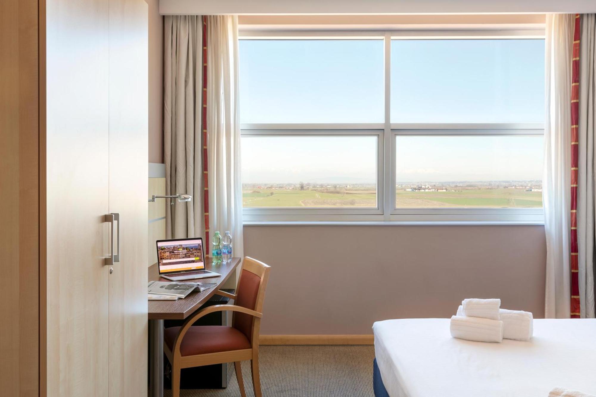 B&B Hotel Cherasco Langhe מראה חיצוני תמונה