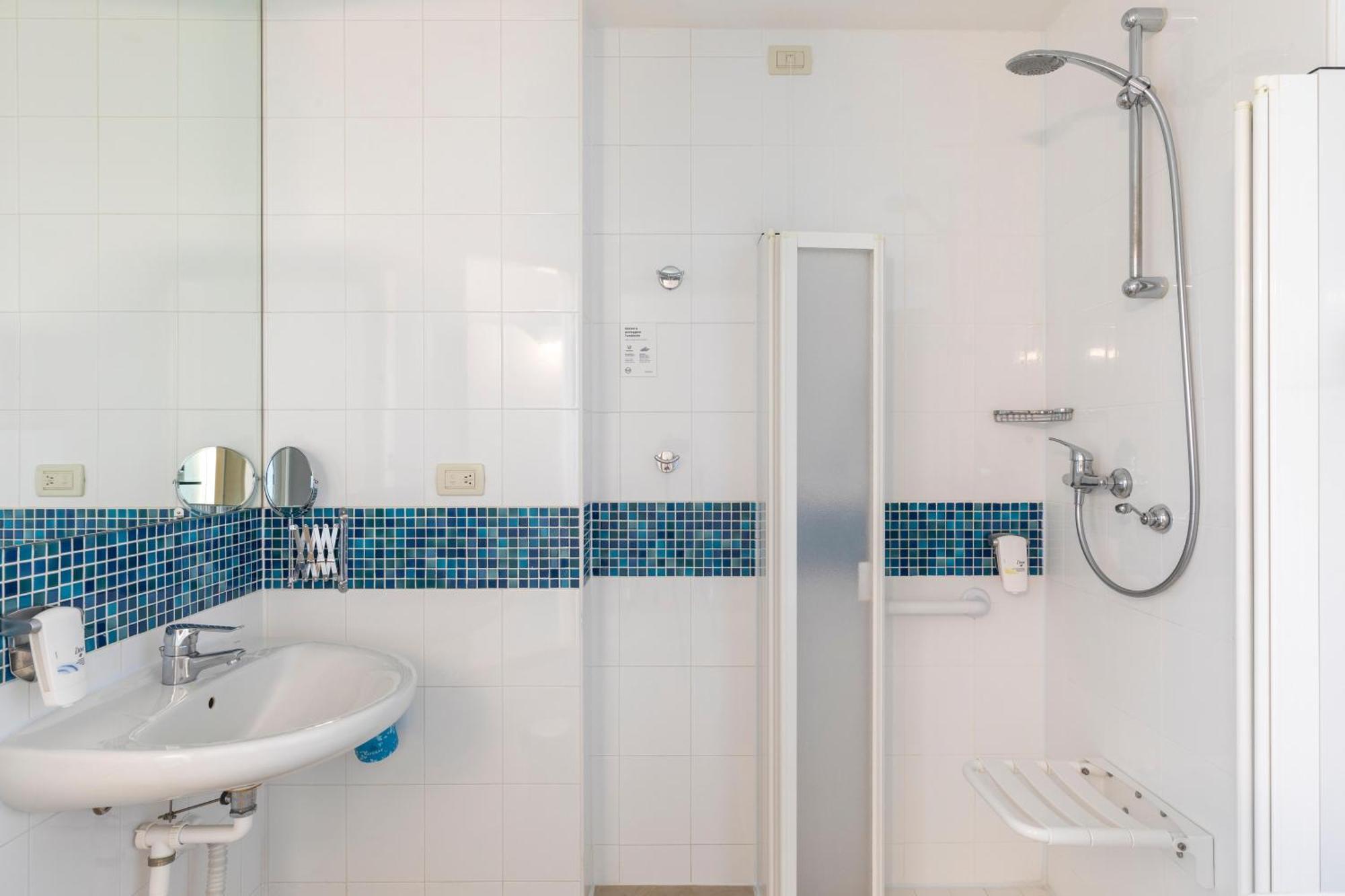 B&B Hotel Cherasco Langhe מראה חיצוני תמונה