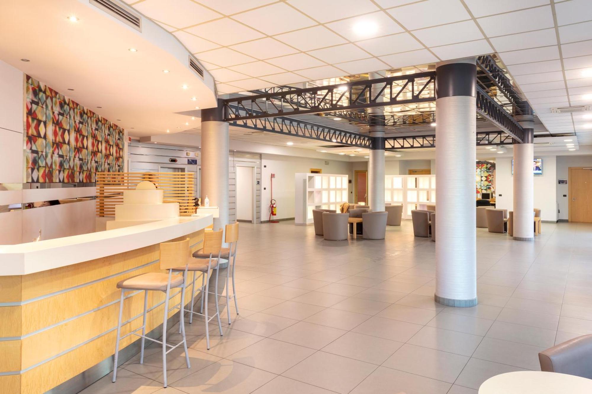 B&B Hotel Cherasco Langhe מראה חיצוני תמונה