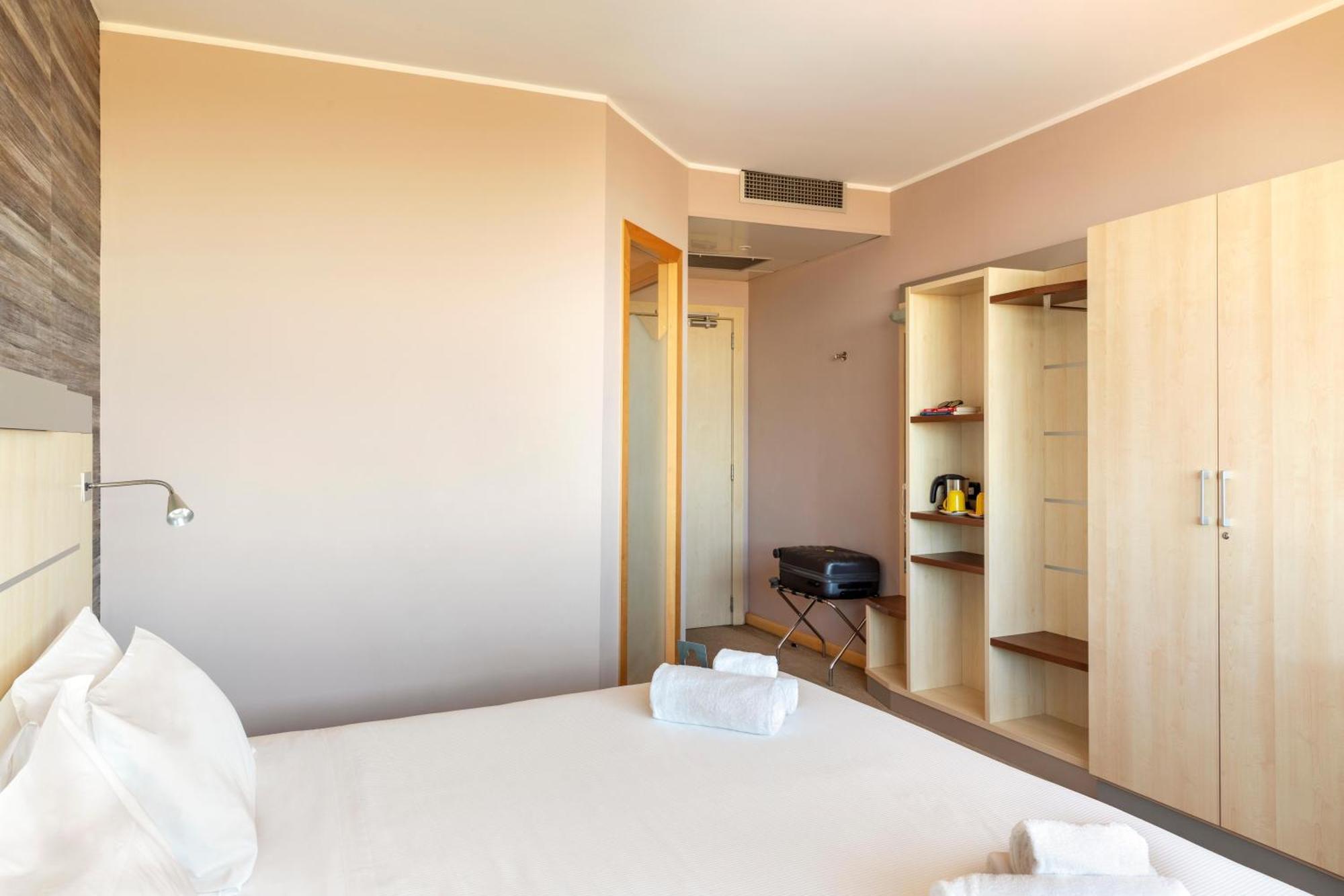 B&B Hotel Cherasco Langhe מראה חיצוני תמונה