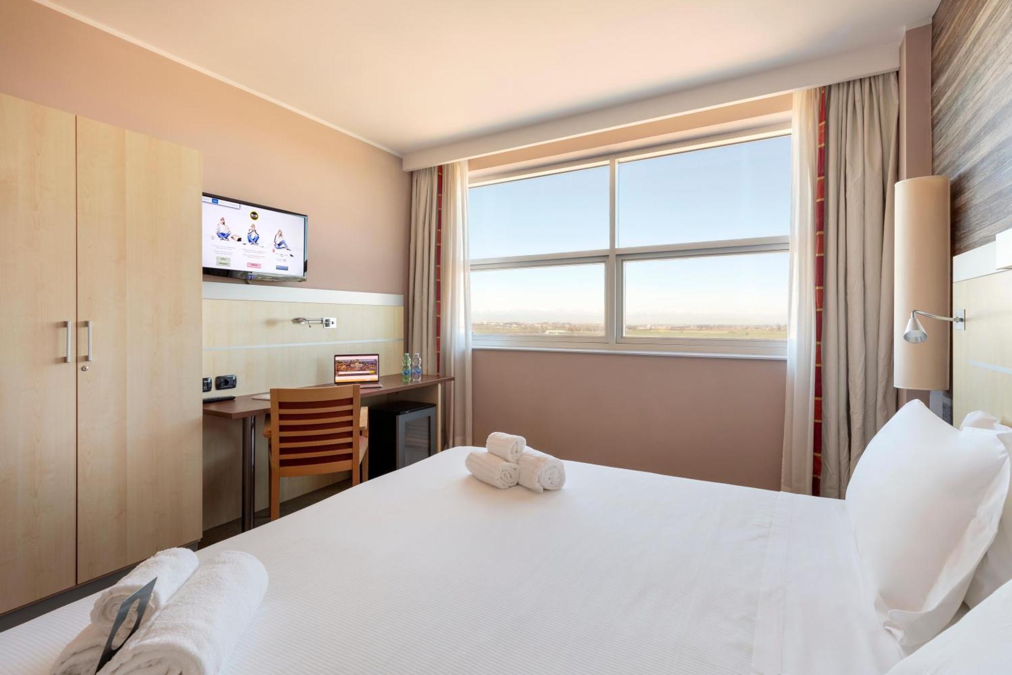 B&B Hotel Cherasco Langhe מראה חיצוני תמונה