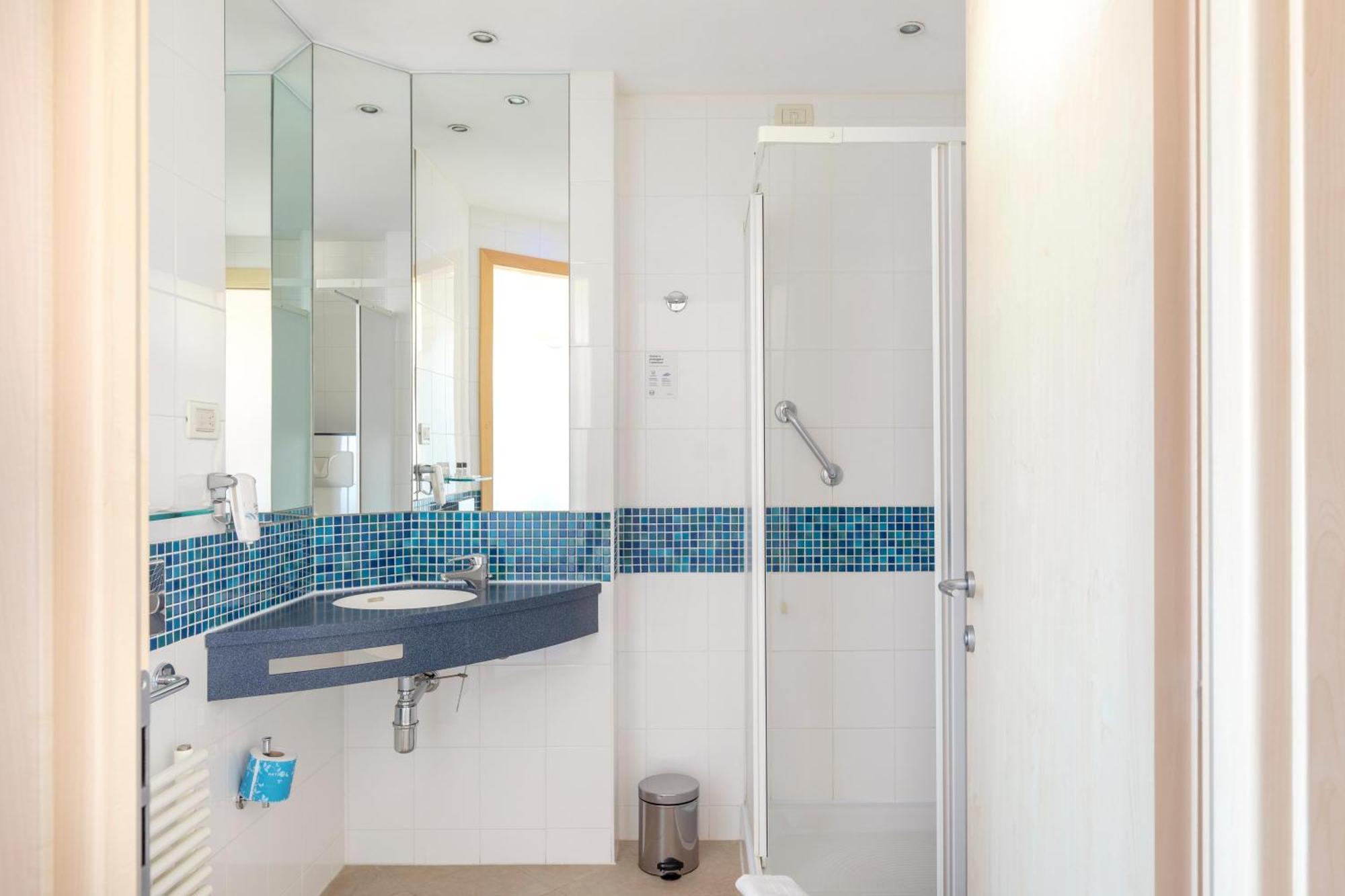 B&B Hotel Cherasco Langhe מראה חיצוני תמונה