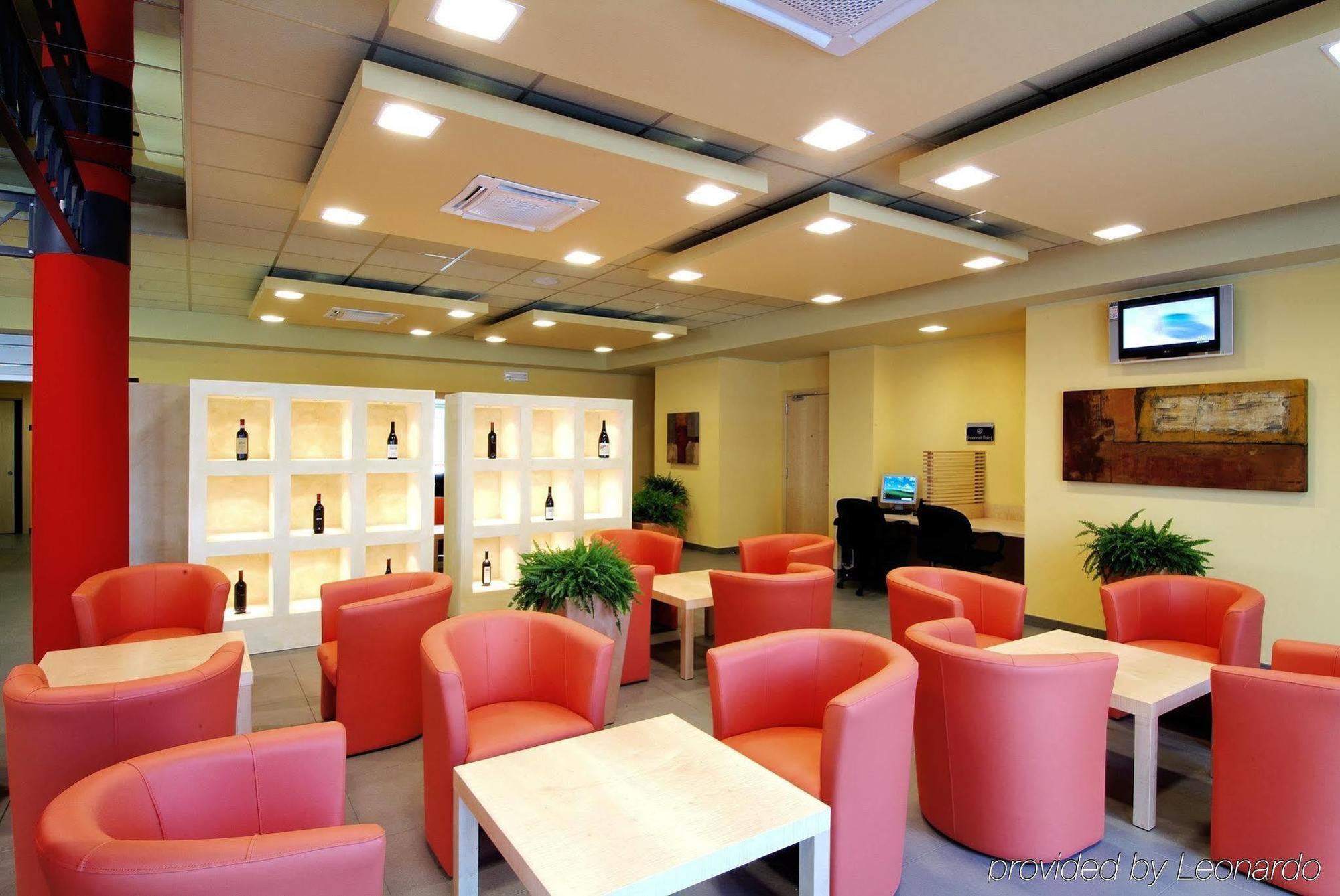 B&B Hotel Cherasco Langhe מראה חיצוני תמונה